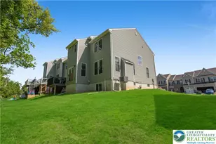 4462 Benjamin CT, Upper Milford Township, PA 18049 - Photo 3