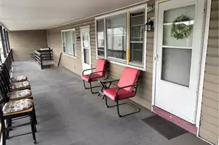 435 Main St, Pen Argyl Boro, PA 18072 - Photo 9