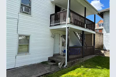 435 Main Street, Pen Argyl Boro, PA 18072 - Photo 3