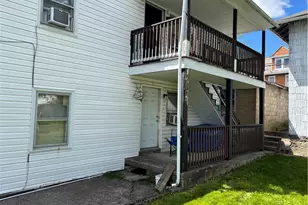 435 Main St, Pen Argyl Boro, PA 18072 - Photo 3