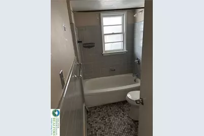 435 Main Street, Pen Argyl Boro, PA 18072 - Photo 15