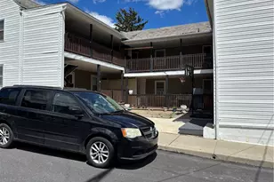 435 Main St, Pen Argyl Boro, PA 18072 - Photo 5