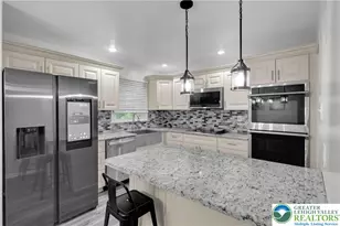 2727 Queen, Palmer Twp, PA 18045 - Photo 5