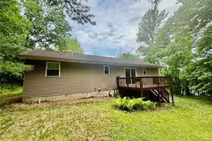 1510 Spring St, Hamilton Twp, PA 18353 - Photo 3