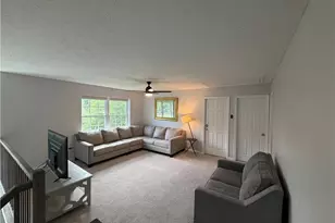 135 Tannenbaum Way, Pocono Twp, PA 18332 - Photo 17
