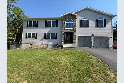 135 Tannenbaum Way, Pocono Twp, PA 18332 - Photo 1