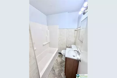 1401 Washington Street #2nd Floor Rear, Easton, PA 18042 - Photo 5