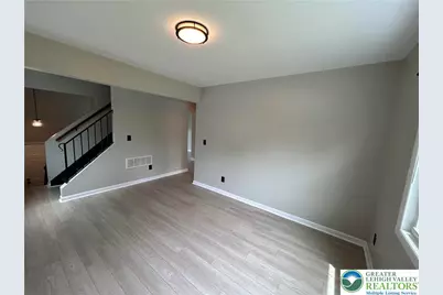 226 Vista Drive, Easton, PA 18042 - Photo 5