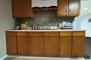 2235 W Livingston Street W, Allentown City, PA 18104 - Photo 21