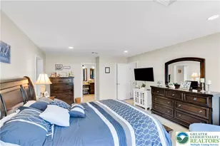4059 Old Sentry Rd, South Whitehall Township, PA 18104 - Photo 17