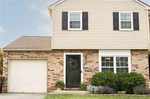 4161 Newport Dr, Emmaus Boro, PA 18049 - Photo 1