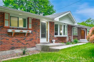 5547 Roosevelt St, Whitehall Township, PA 18052 - Photo 7