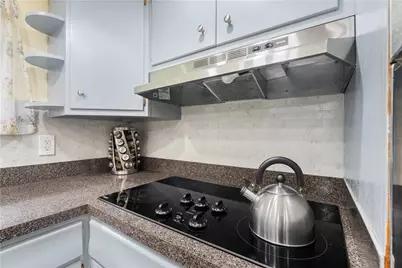 5547 Roosevelt Street, Whitehall Township, PA 18052 - Photo 31