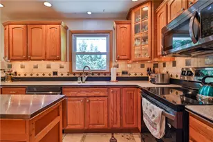 5380 Colony Dr, East Allen Township, PA 18017 - Photo 17