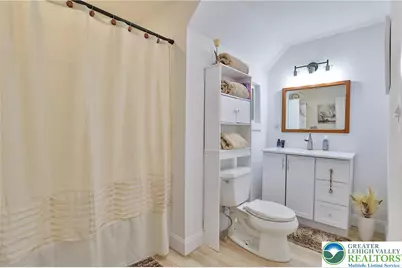 234 E Northampton Street, Bath, PA 18014 - Photo 25