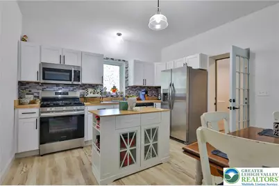 234 E Northampton Street, Bath, PA 18014 - Photo 11