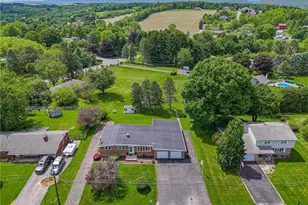 579 Cherry Rd, Lehigh Township, PA 18067 - Photo 7