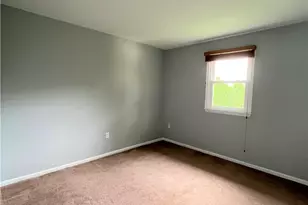 4053 Vaughn St, Palmer Twp, PA 18045 - Photo 9