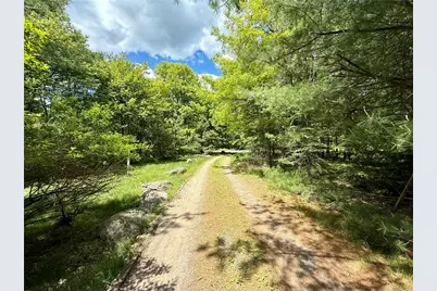 582 Stony Mountain Road, Penn Forrest, PA 18210 - Photo 5