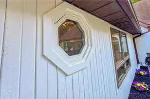 615 Twin Flower Cir, Towamensing Twp, PA 18058 - Photo 7