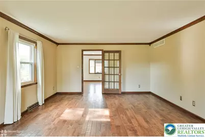 4074 Old Sentry Road, South Whitehall Township, PA 18104 - Photo 7