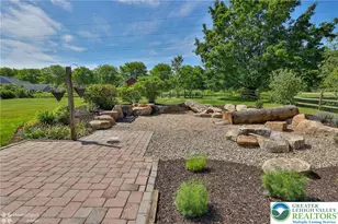4074 Old Sentry Rd, South Whitehall Township, PA 18104 - Photo 5