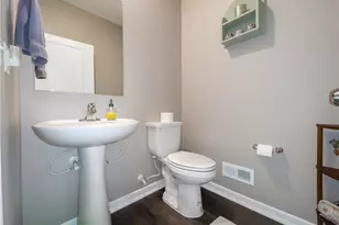 7542 Clayton Ave, Coopersburg Boro, PA 18036 - Photo 13