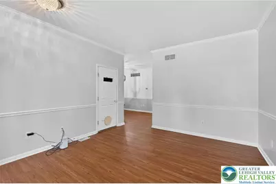 1071 King Way, Upper Macungie Township, PA 18031 - Photo 9