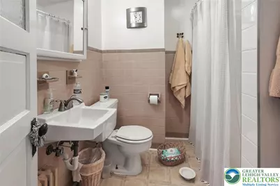 738 S 8th Street, Allentown City, PA 18103 - Photo 23