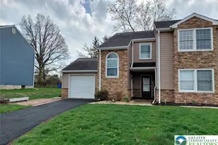 228 Spring House Ln, Telford Boro, PA 18969 - Photo 3