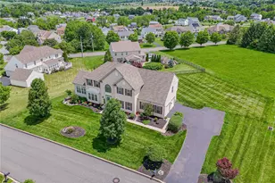 65 Joy Cir, Washington Twp, PA 19504 - Photo 3