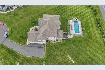 403 Corey Court, Upper Nazareth Twp, PA 18064 - Photo 15