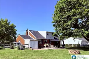 1275 W Macada Rd, Bethlehem City, PA 18017 - Photo 3