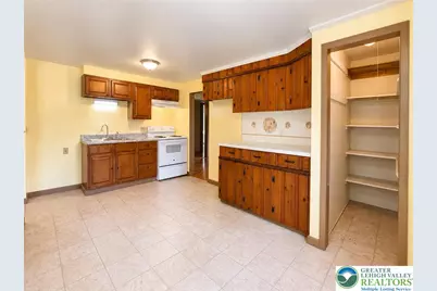 4995 Mountain Road, Slatington Boro, PA 18080 - Photo 11