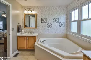 4826 Somerset Ln, Lower Macungie Township, PA 18062 - Photo 51