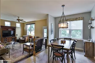 4826 Somerset Ln, Lower Macungie Township, PA 18062 - Photo 9