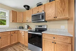 1040 Riverview Dr, Lehigh Township, PA 18088 - Photo 11