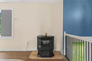 1040 Riverview Dr, Lehigh Township, PA 18088 - Photo 23