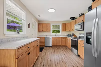 1040 Riverview Drive, Lehigh Township, PA 18088 - Photo 9