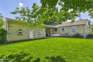 1205 Pennsylvania Ave, Emmaus Boro, PA 18049 - Photo 3
