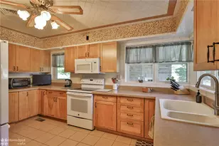 1205 Pennsylvania Ave, Emmaus Boro, PA 18049 - Photo 27