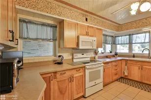 1205 Pennsylvania Ave, Emmaus Boro, PA 18049 - Photo 31