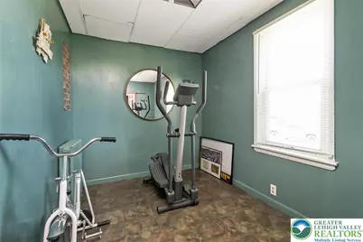 235 W Nesquehoning Street, Easton, PA 18042 - Photo 9