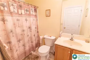 4227 Bedford Dr, Bethlehem Township, PA 18020 - Photo 17