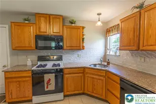 4227 Bedford Dr, Bethlehem Township, PA 18020 - Photo 11
