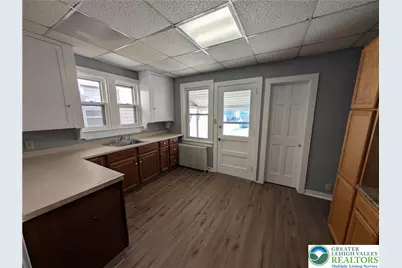 1108 3rd Street, North Catasauqua Bor, PA 18032 - Photo 9