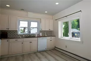 172 Harrison St, Emmaus Boro, PA 18049 - Photo 5