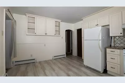 172 Harrison Street, Emmaus Boro, PA 18049 - Photo 7