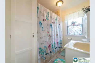 522 E Main Street, Bath Boro, PA 18014 - Photo 7