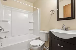 5612 Greens Dr, Lower Macungie Township, PA 18106 - Photo 25